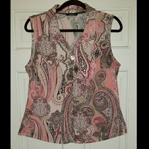 Sleeveless summer pink paisley shirt